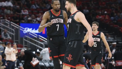 世界杯赛事直播软件下载官网入口-体型&amp;篮板托底！火箭超6成胜率拿到第40胜 KD带5个年轻人长线成长