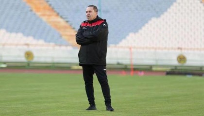 世界杯比赛直播地址-叙利亚拟屯兵阿联酋特训十天 主帅：在等中国签证